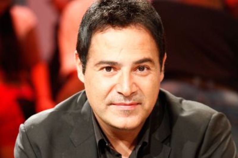 فيديو: عاصي الحلاني يطلق كليبه الجديد ويغازل أحلى الأسامي